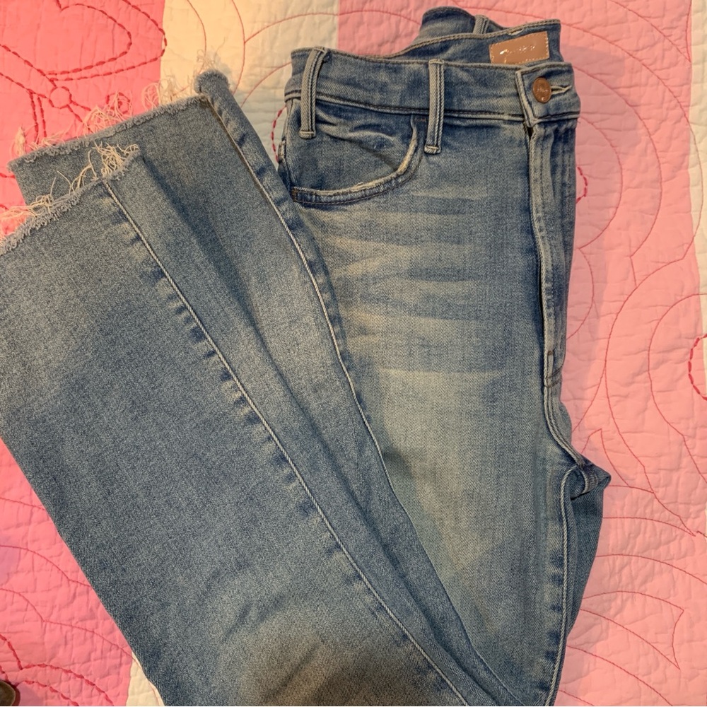MOTHER Faded Blue Cropped Jeans